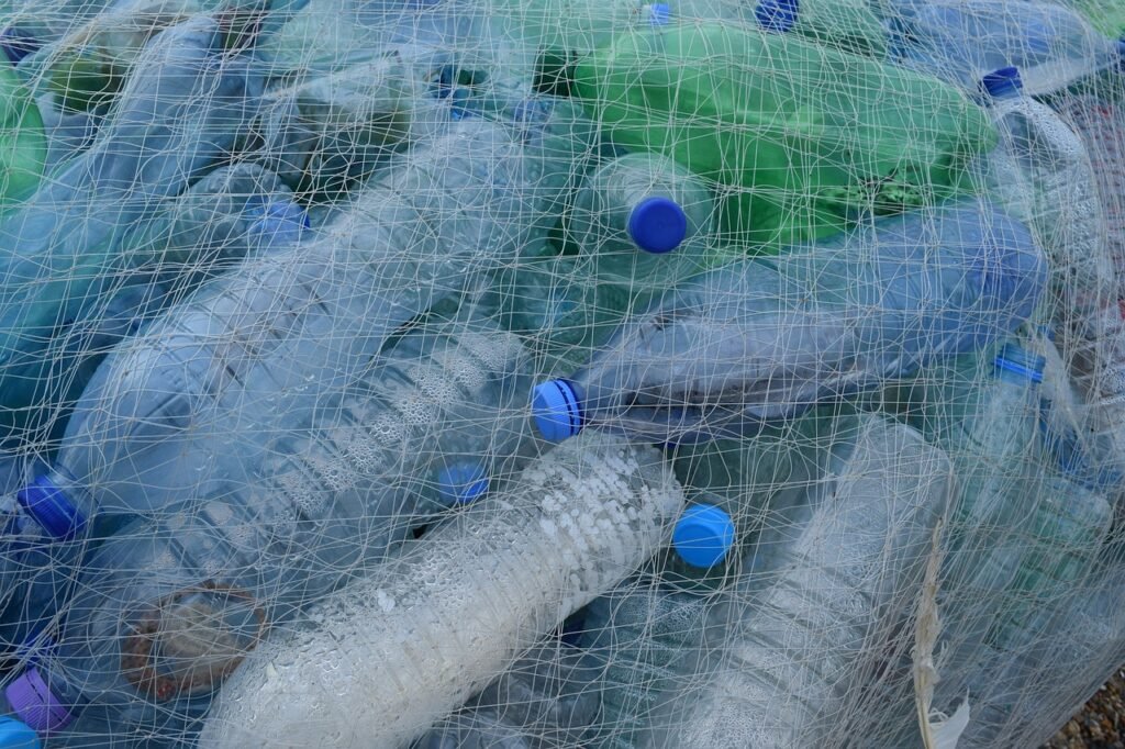 fishing net, plastic bottles, rubbish-388679.jpg