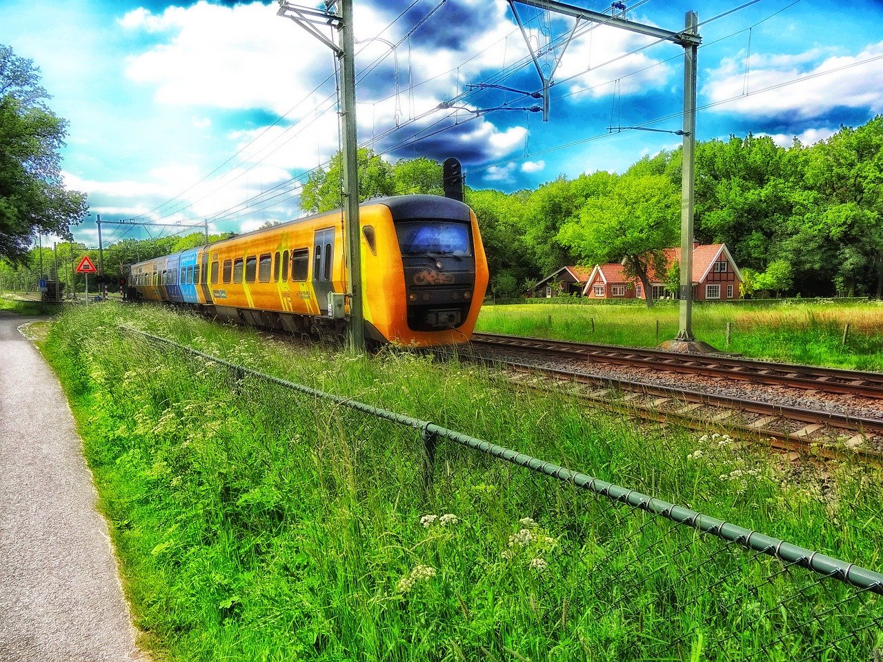 netherlands, train, transportation-176594.jpg